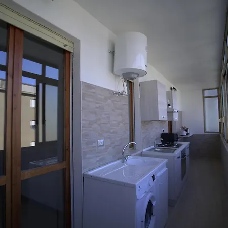 Deiastay Executive Daire Quartu SantʼElena